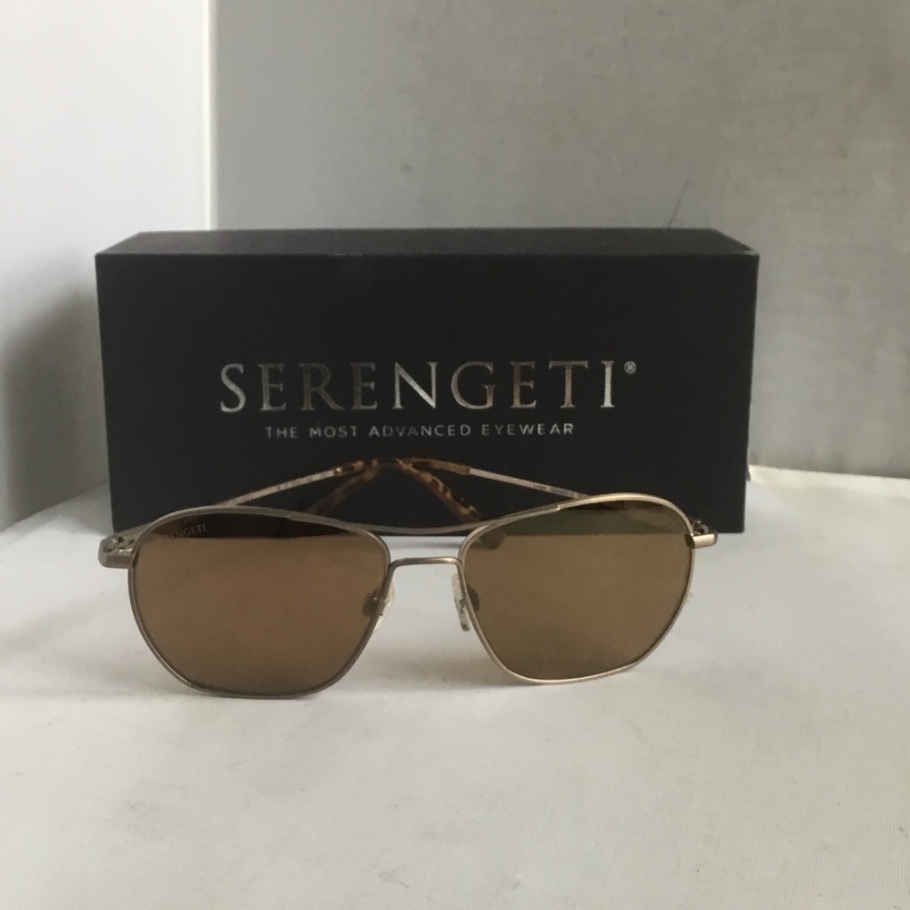 Serengeti Lunger Gold Frame Sunglasses with Brown Lenses Polarized.